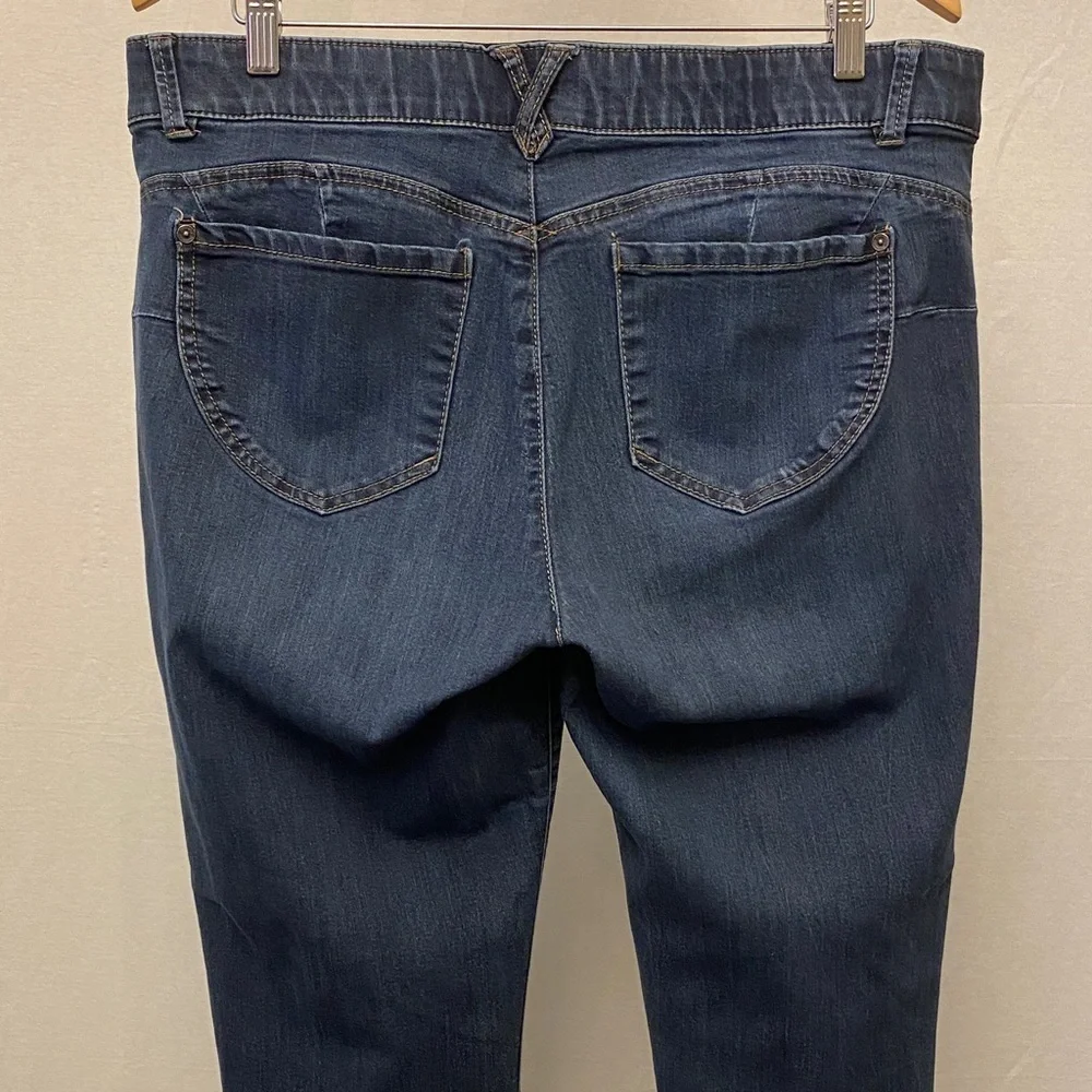 Democracy 16 Jeans Ab Technology Skinny Stretch Womens Mid Rise B1226ADBX